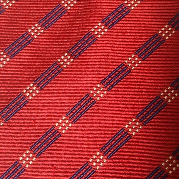 Van Heusen Red Silk Geometric Repp Tie 57 x 4 - Picture 5 of 6